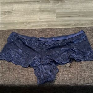 Lace Boyshort Panties in Navy